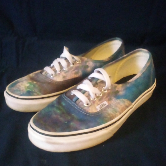 Vans Monet Water Lily's MOMA edition 2020 EUC size 8 Women 6.5 Men